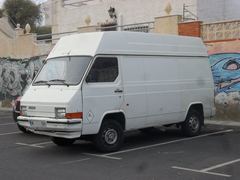 Nissan TRADE 2.3D VAN SWB DC