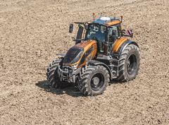 Valtra 3300-4