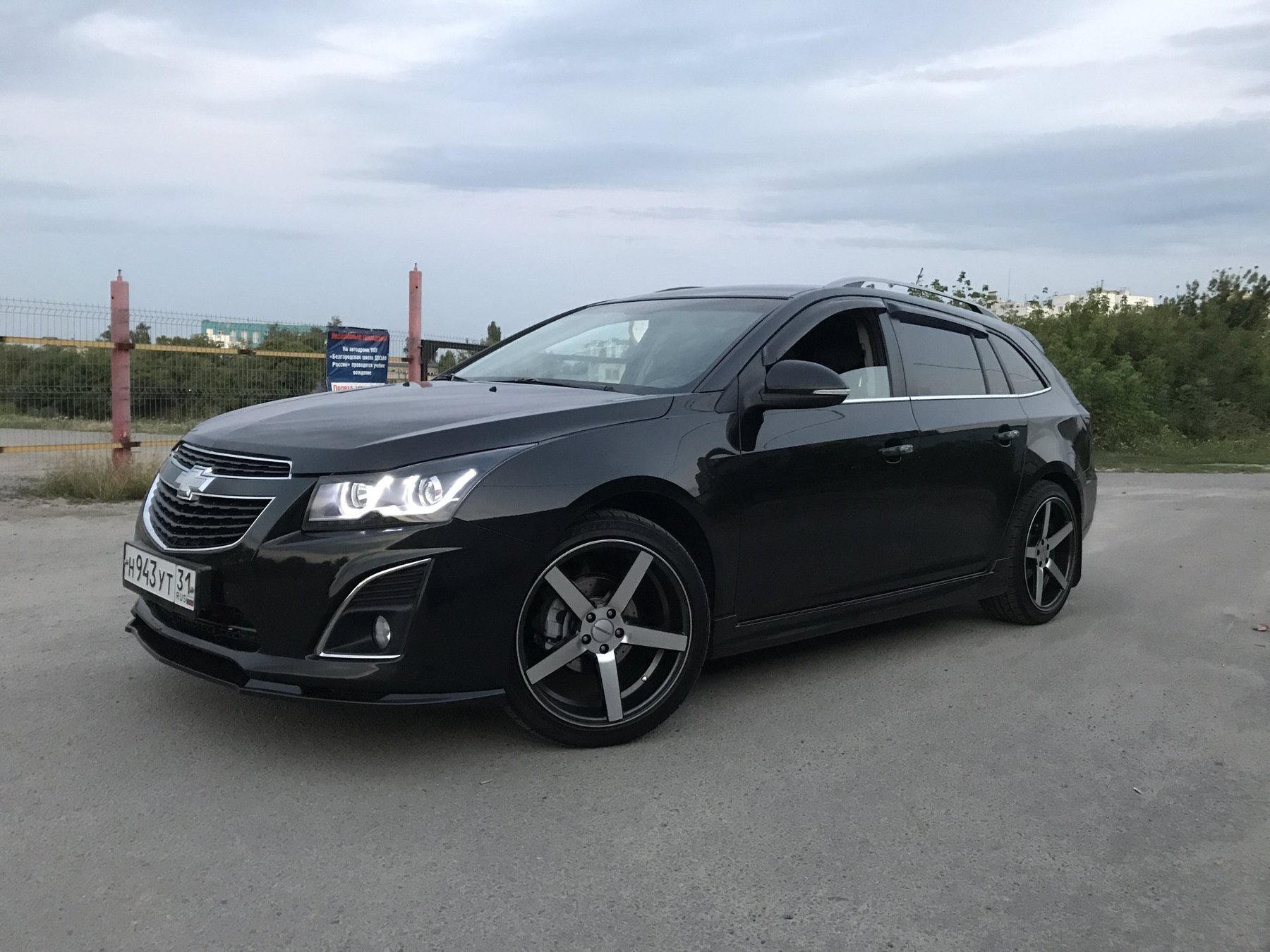 Van Chevrolet CRUZE