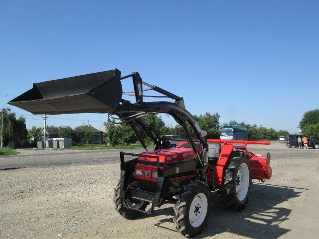 Traktor Yanmar FX - 305D