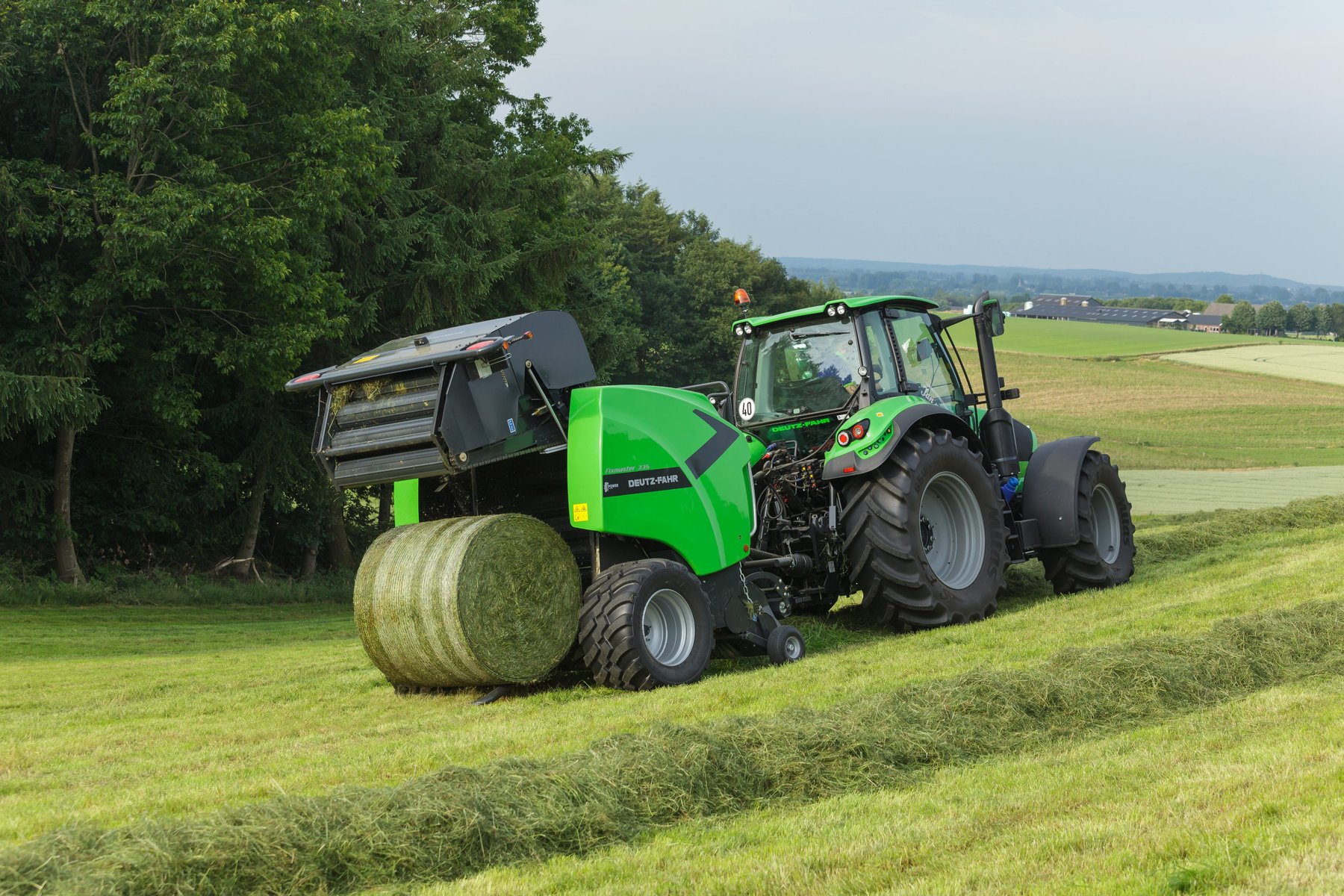 Grassland & forage Deutz-Fahr FeedMaster 3900