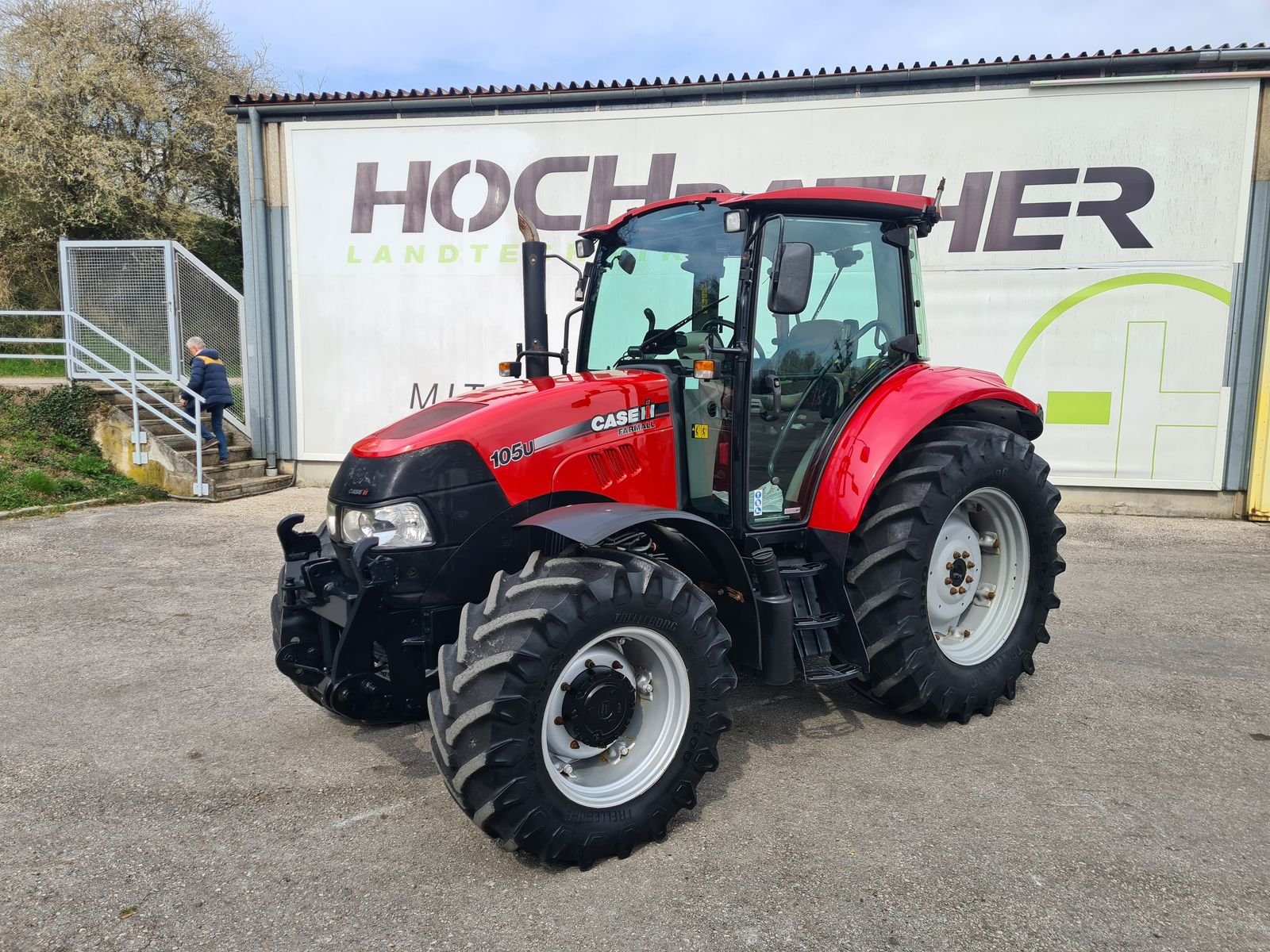 Tractor Case IH FARMALL 105U (2013-2015) 4WD