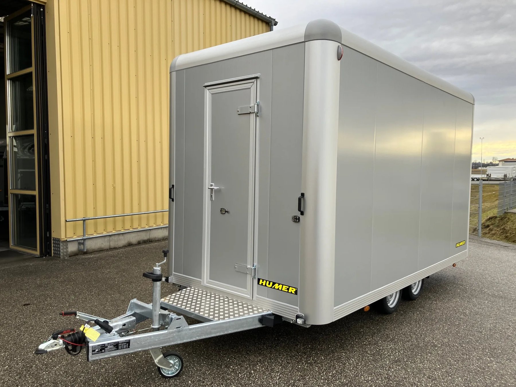 Trailer HUMER PK2642