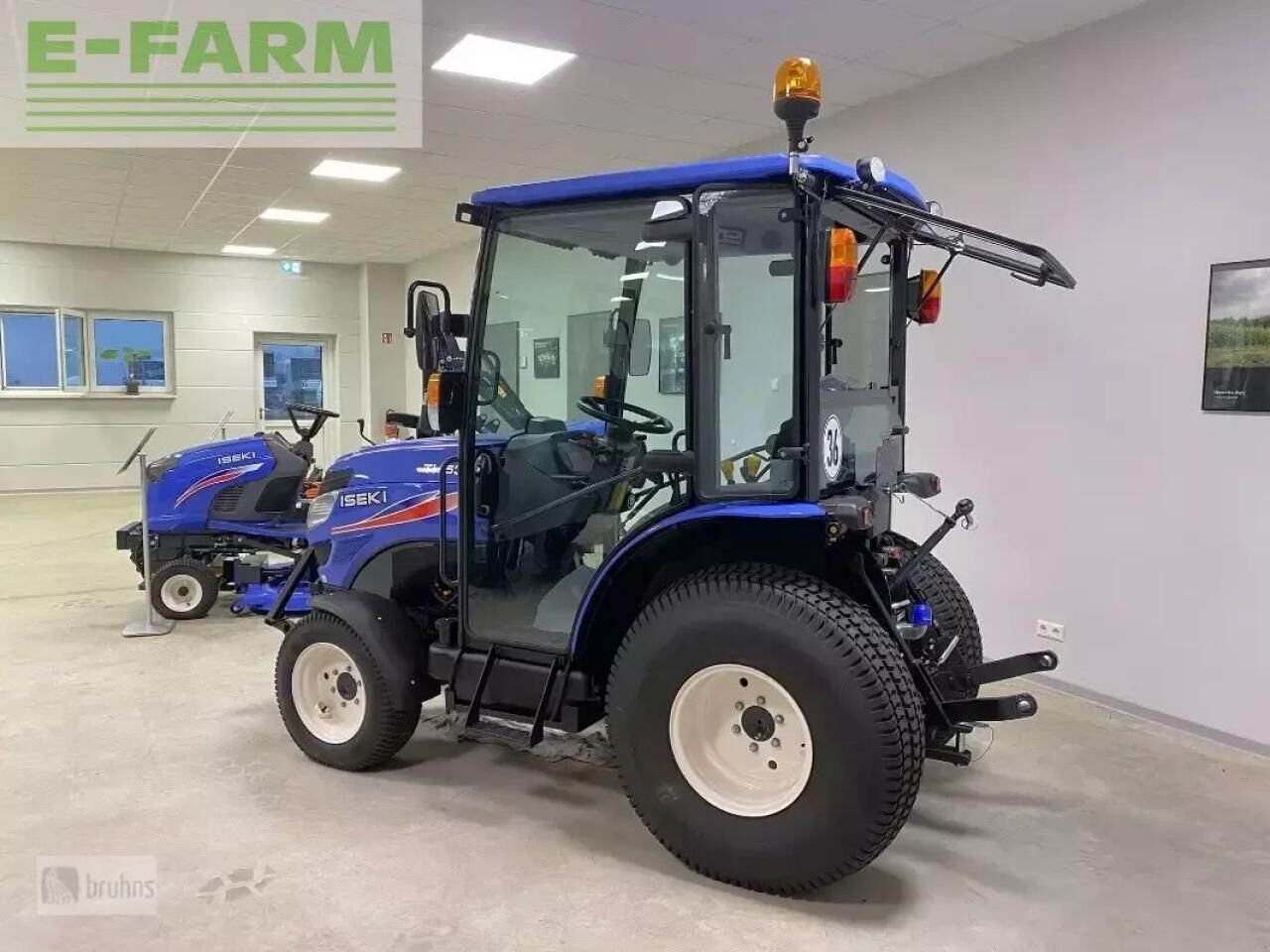 Tractor Iseki TH4330FH