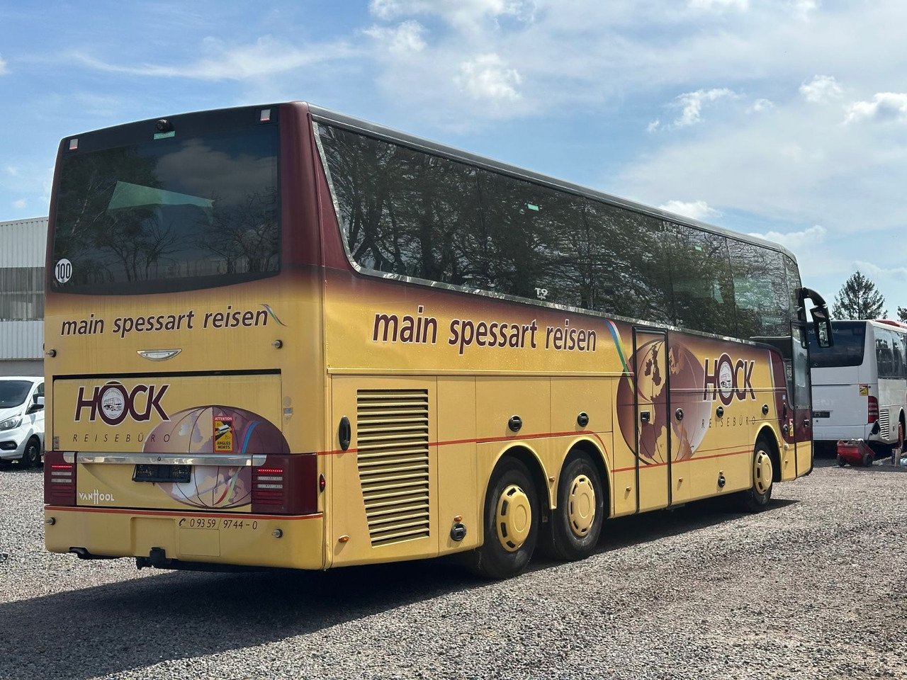 Van Hool B3C001