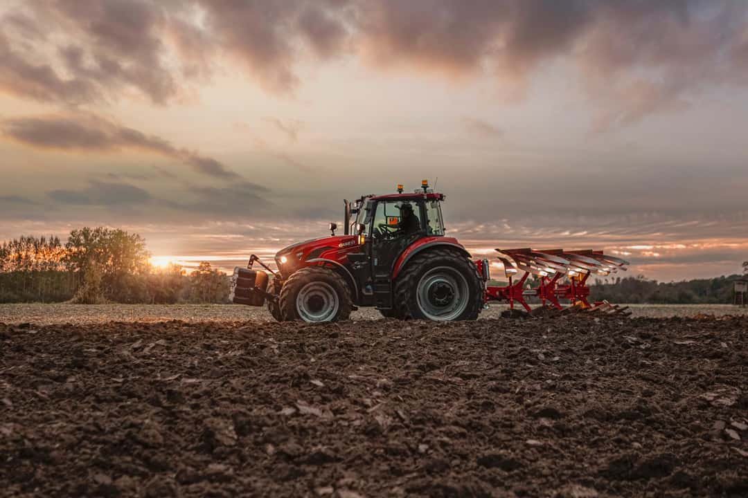 Traktor Case IH C - 48 (A)