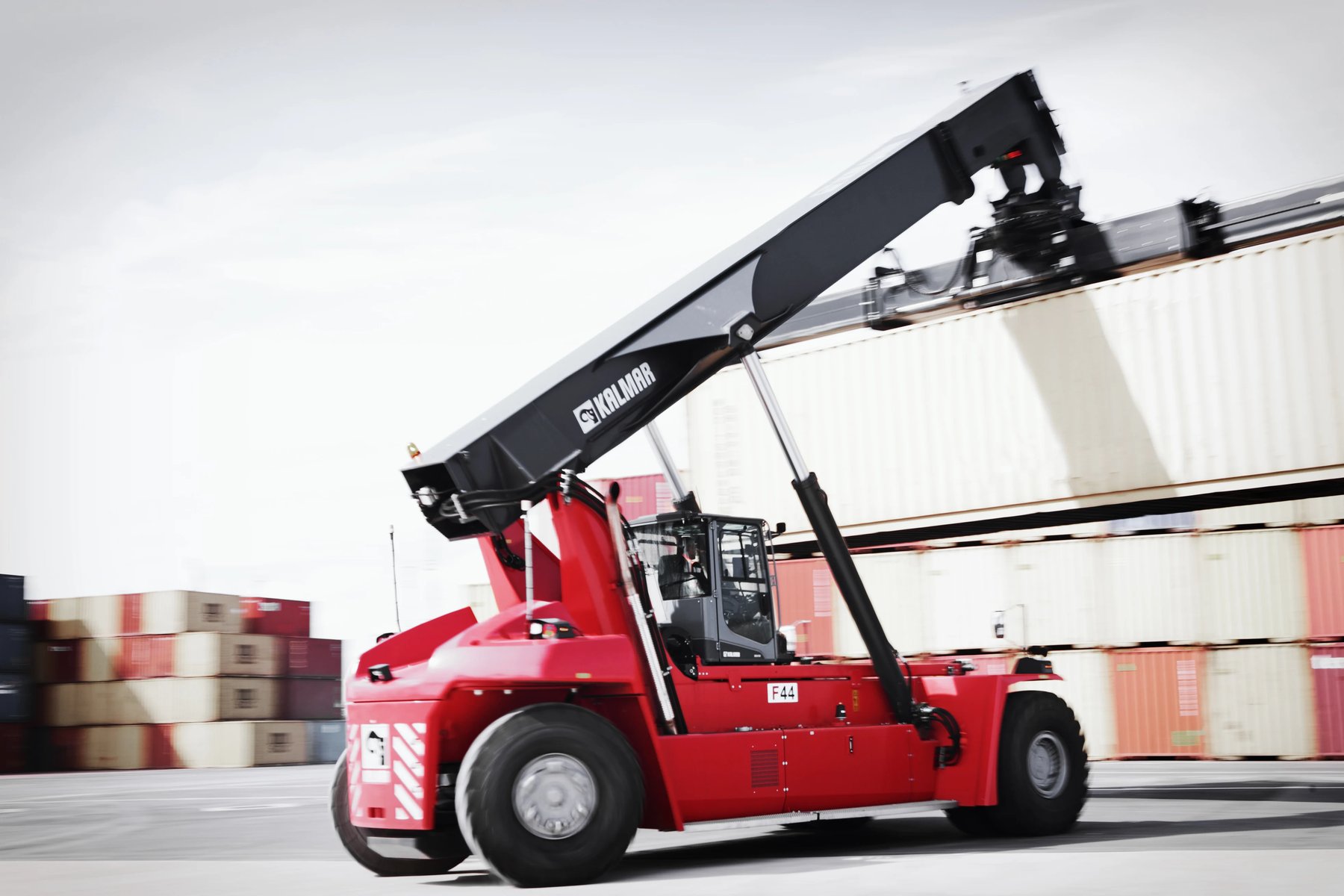 Wozy do kontenerów i reachstackery Kalmar DRG600-65ZXS