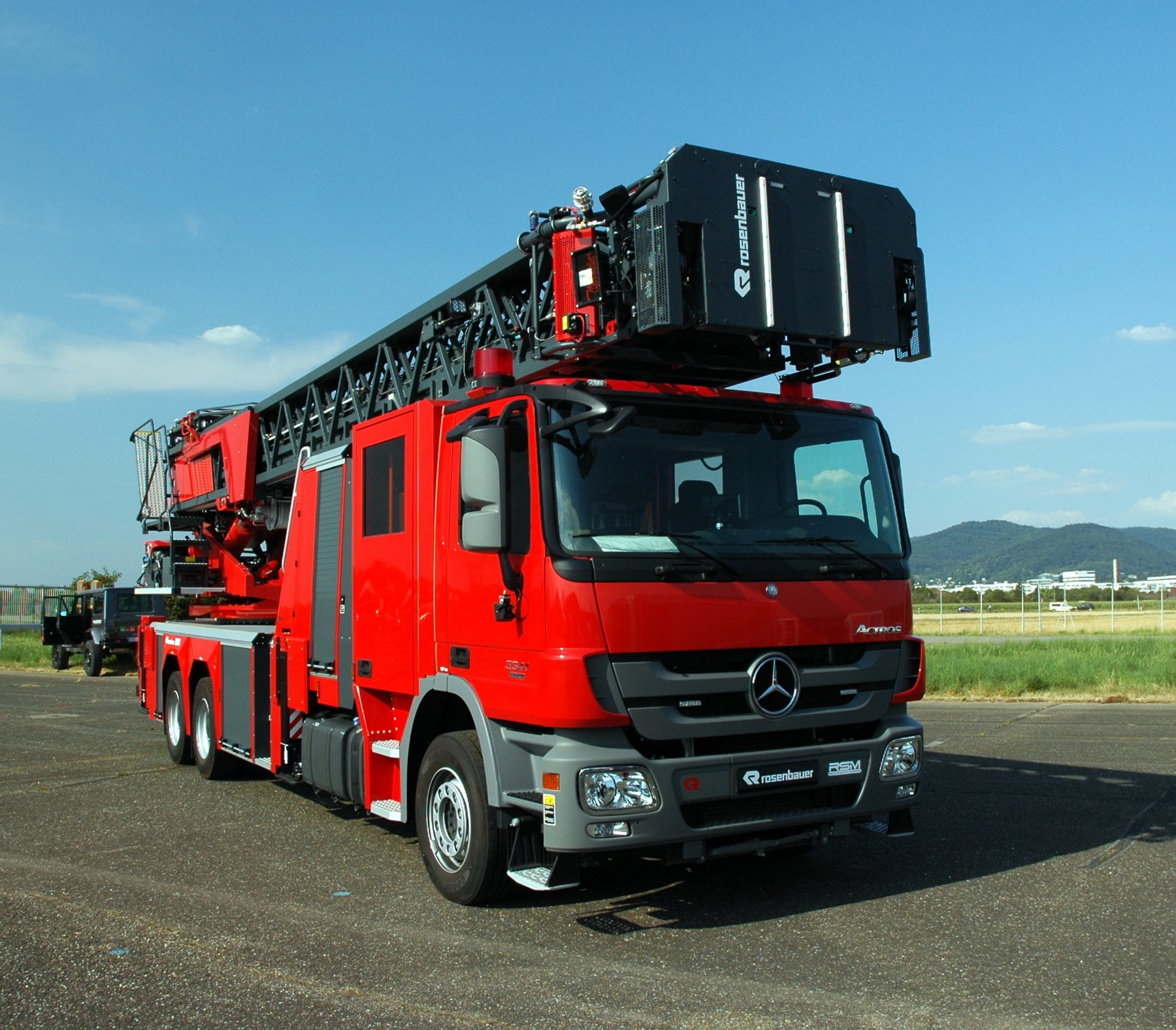 Mercedes Benz KENBRI- ROSENBAUER AT