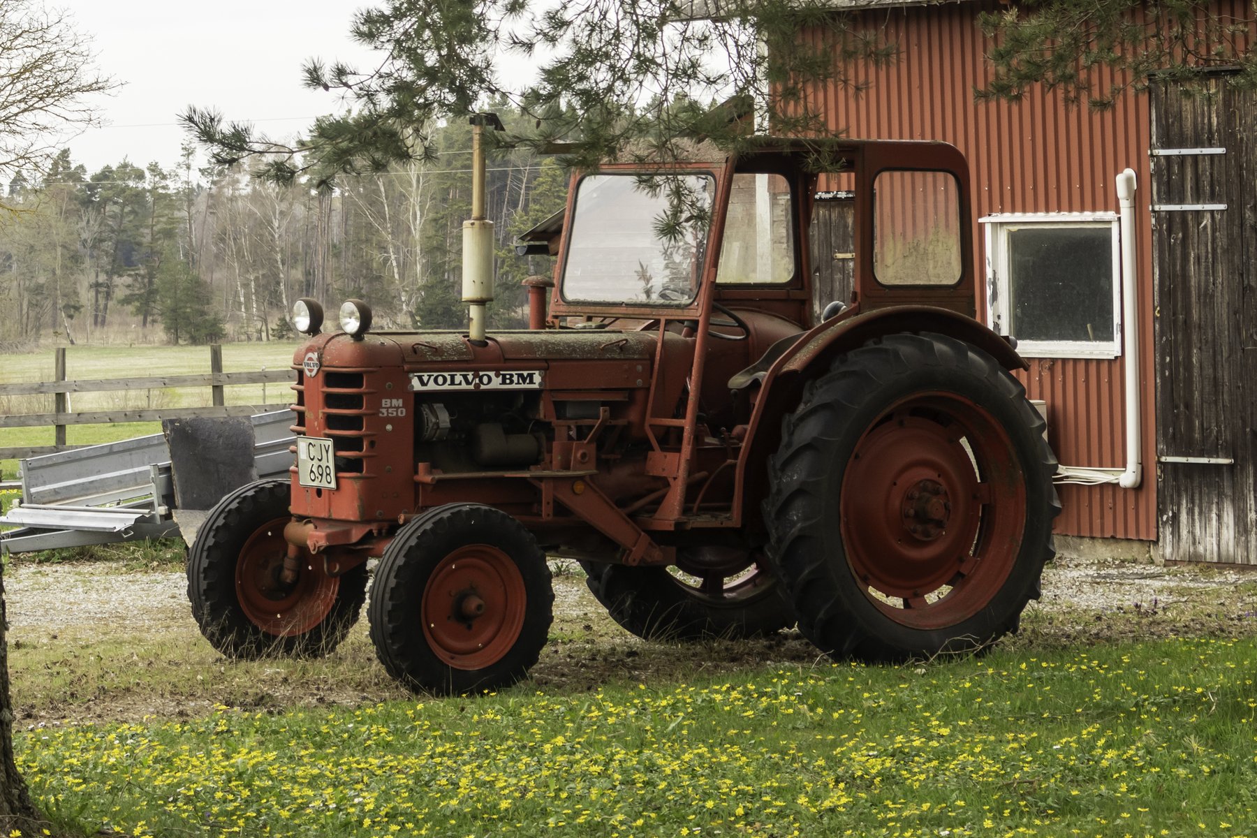 Tractor Volvo 350