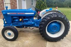 Ford 3000 V