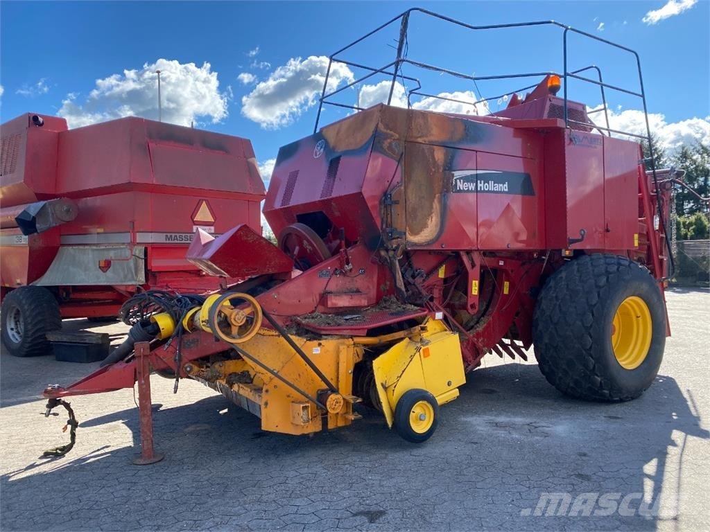 New Holland BB980