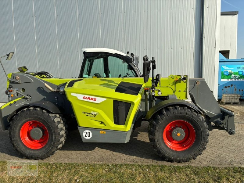 Tractor CLAAS Scorpion 960