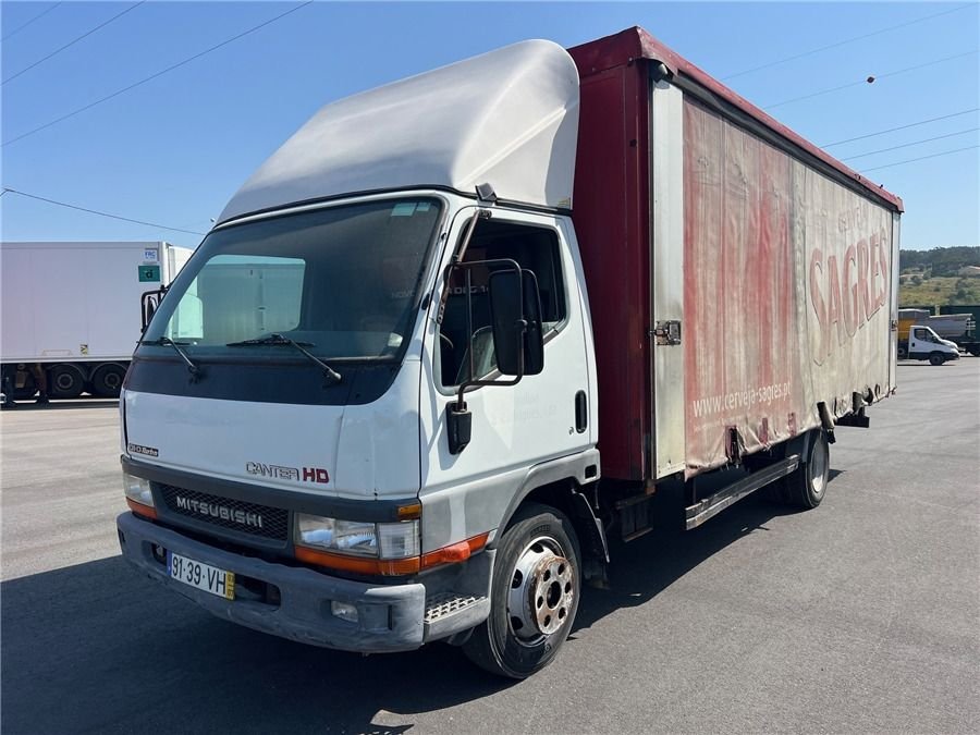 Truck Mitsubishi FE659