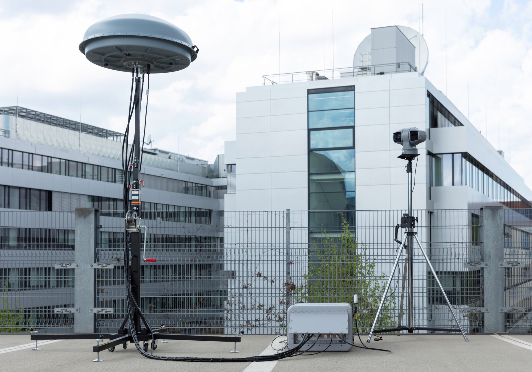 Jammers for counter-drone use Rohde & Schwarz R&S ARDRONIS Effect