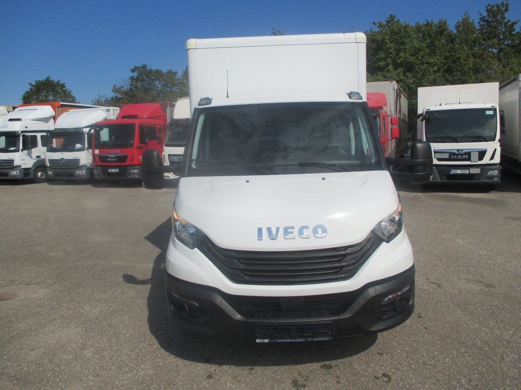 Transporter Iveco 35C17D/P