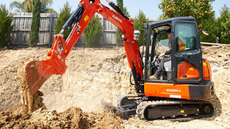 Mini excavators Kubota KX033-4GAX