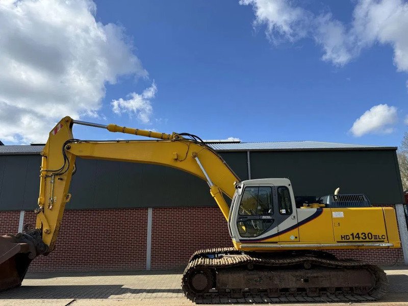 Excavator Kato HD1430IIILC
