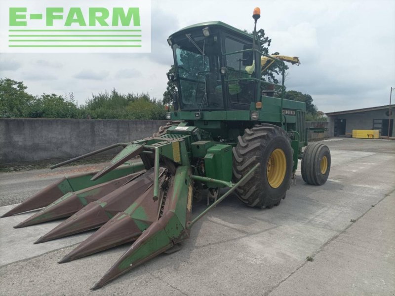 John Deere 5730