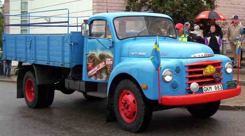 Truck Volvo L465