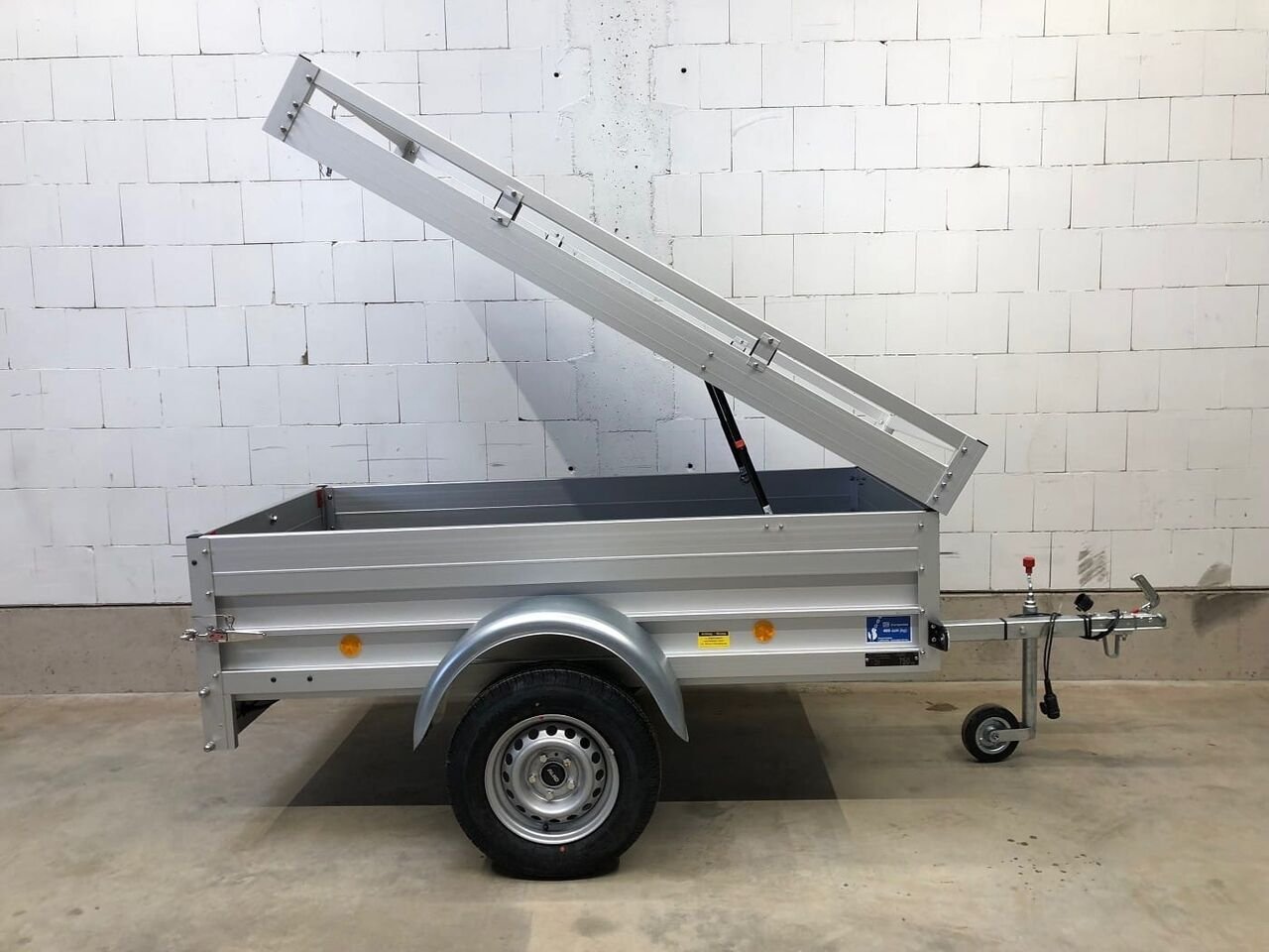 Anhänger Tack L-2000-2
