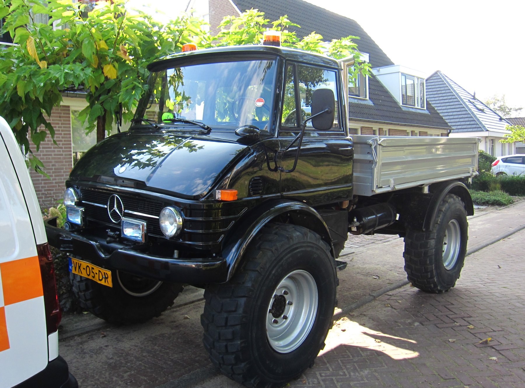 Truck Unimog Hartmann EHA-416 T