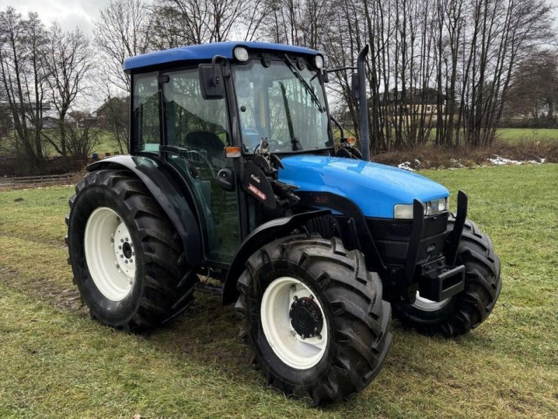 Tractor Case New Holland TN 70 DA/SA