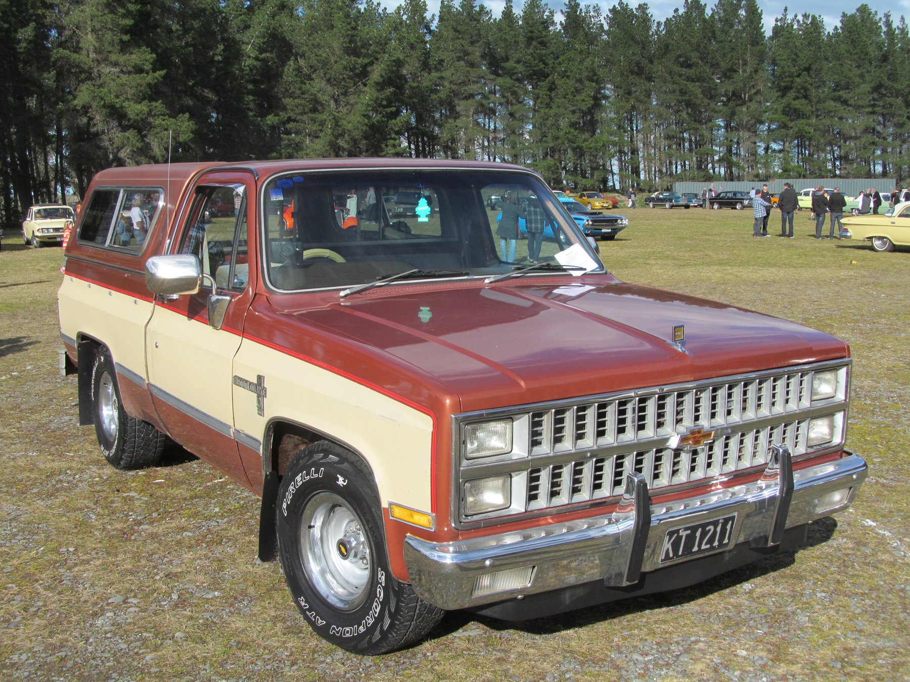 Van Chevrolet 10 CUSTOM DELUXE