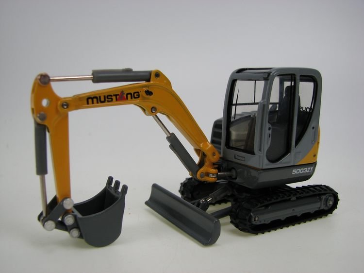 Excavator Mustang 5003ZT
