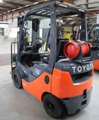 Toyota 11079 - 06-8FG20F