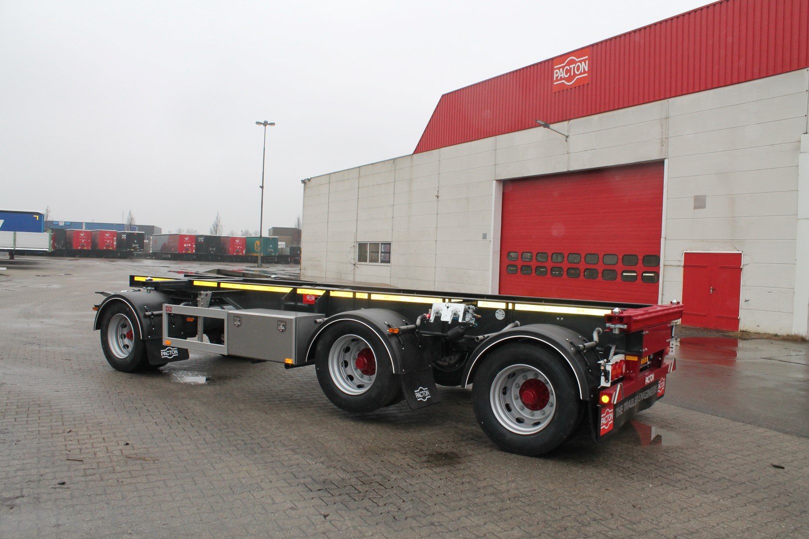 Trailer Pacton 2126 C 2S.