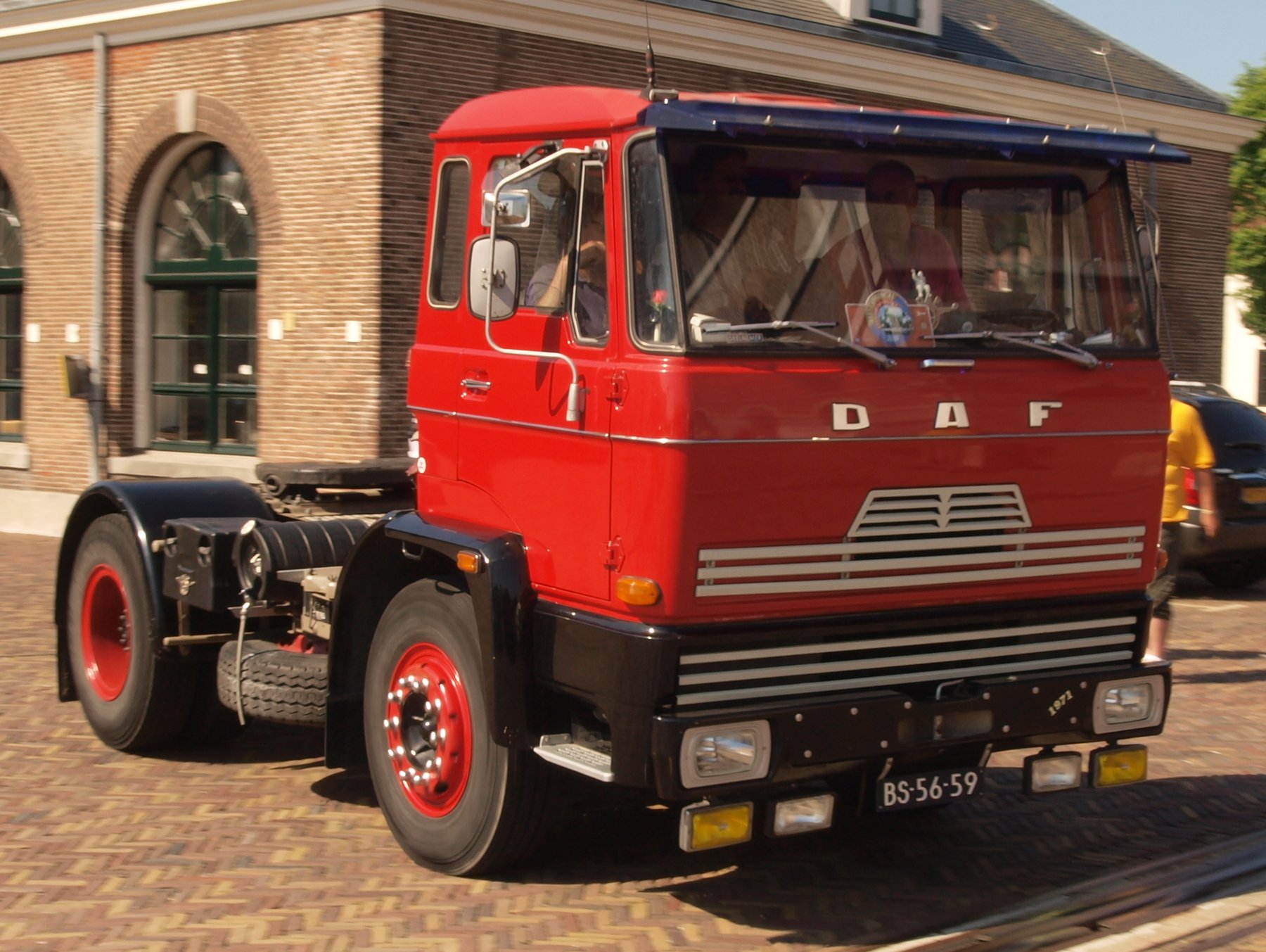 DAF FT2000DH275