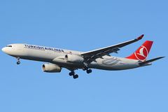 Navistar A330