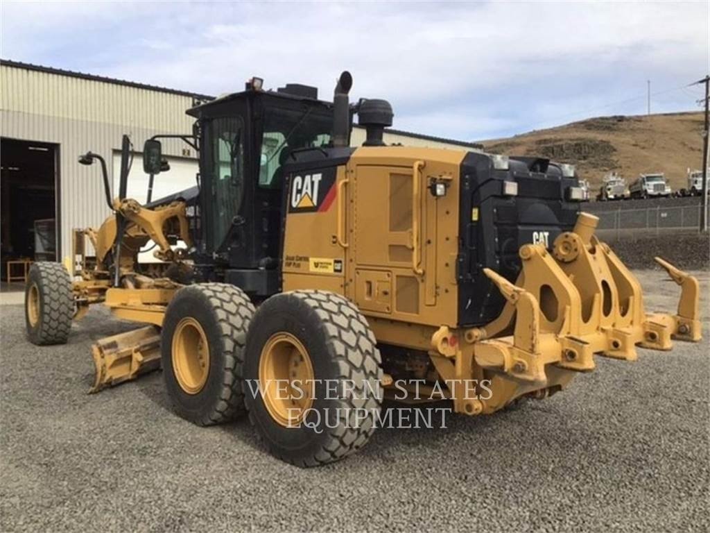 Caterpillar 140M2 AWD