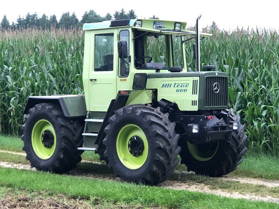 Tractor Mercedes Benz U 600
