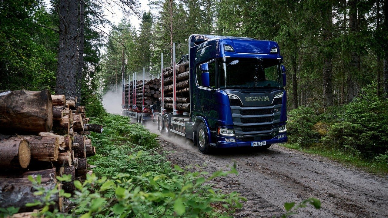 Truck Scania R113 M 6X2 ZL 75180 E