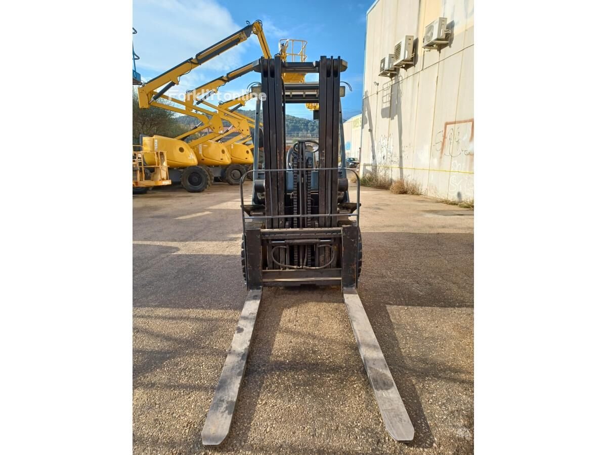 Dieselstapler Nissan FGD02A30Q