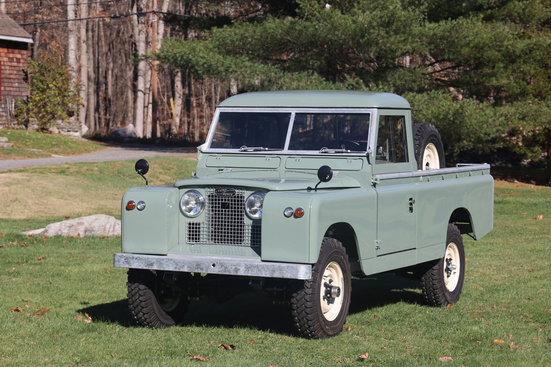 Van Land Rover 109 INCH