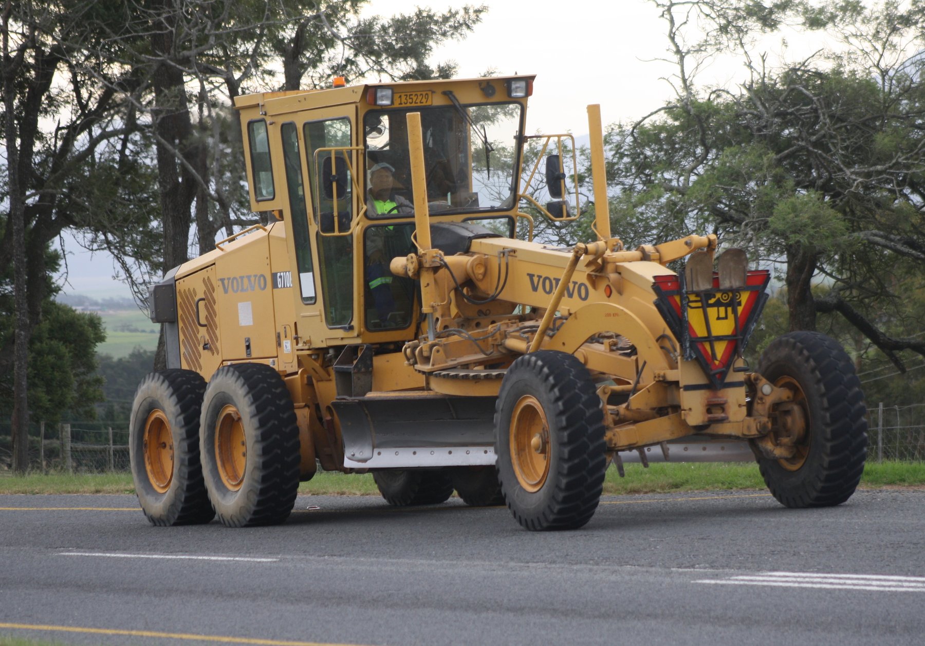 Volvo G710