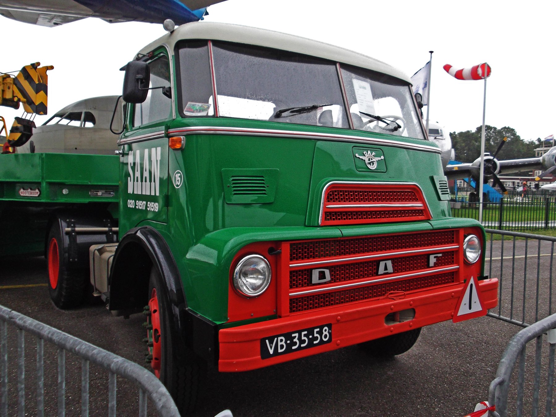 DAF T 2000 DO 300