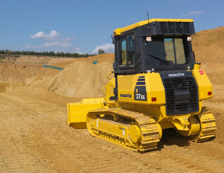 Komatsu D37E-5