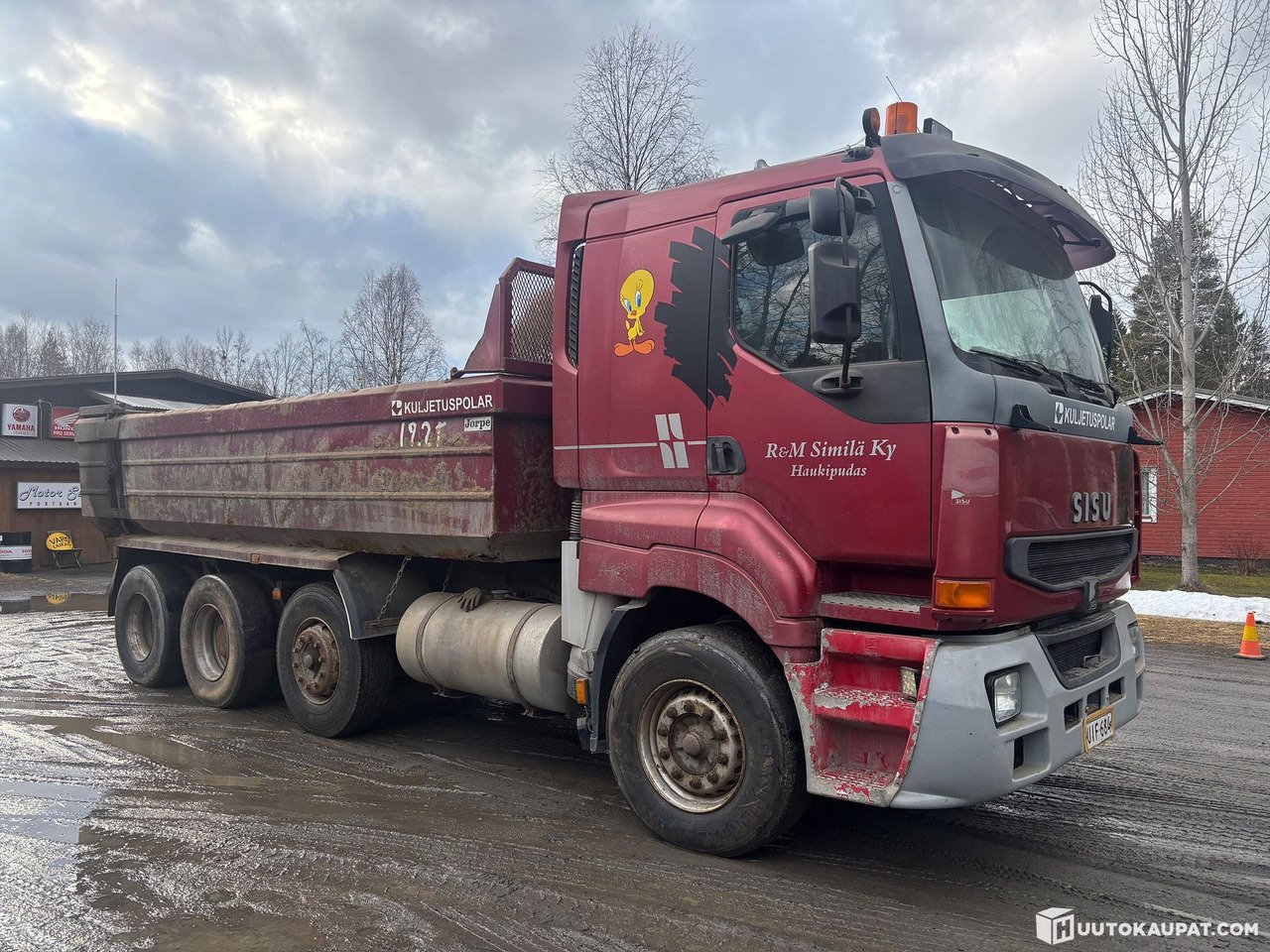 Lastwagen Sisu E12MK-AAA-8X2