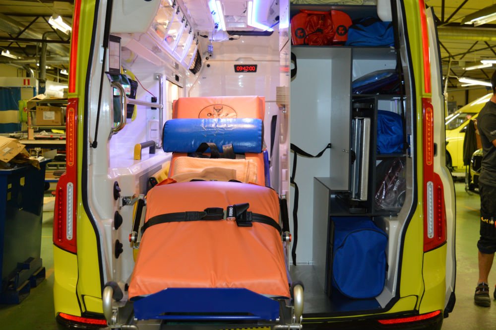 Van Nilsson S80 AMBULANS