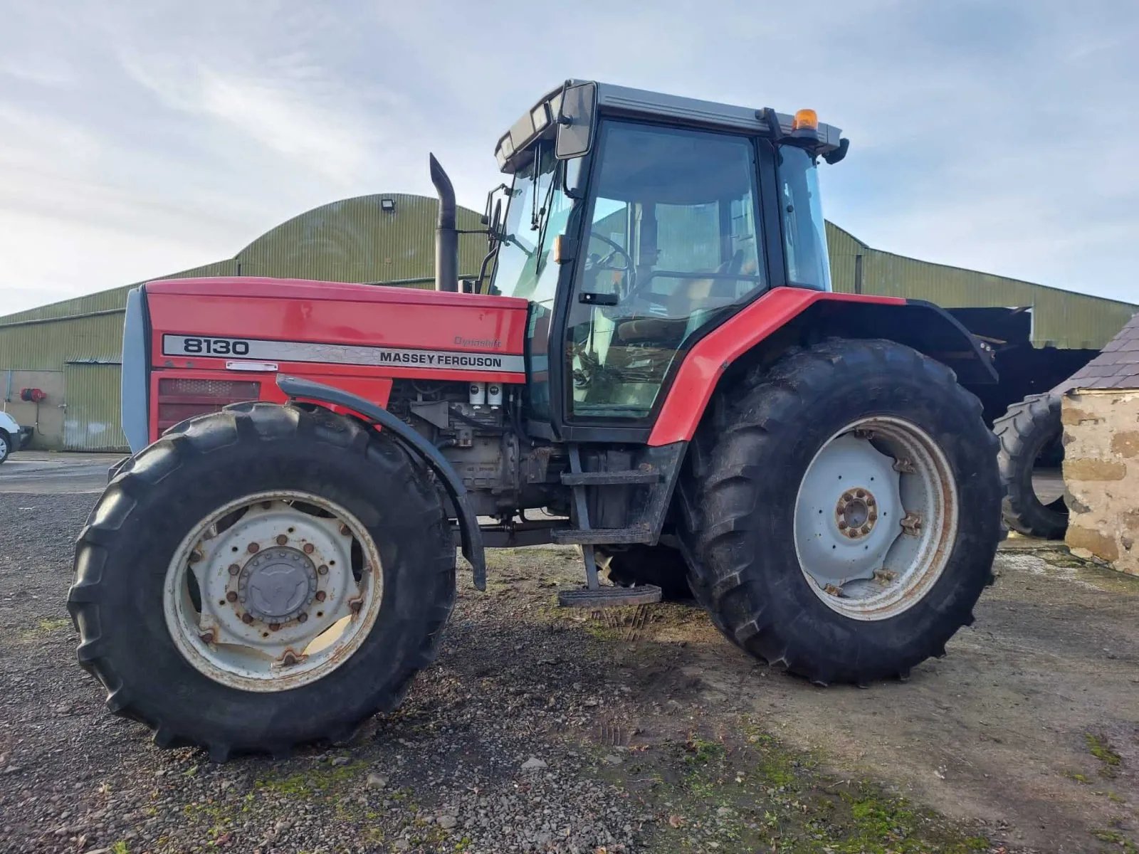 Tractor Massey Ferguson MF 8130