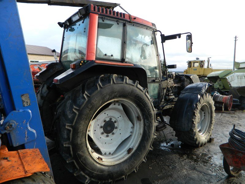 Traktor Valtra 6650-4-4X4/233