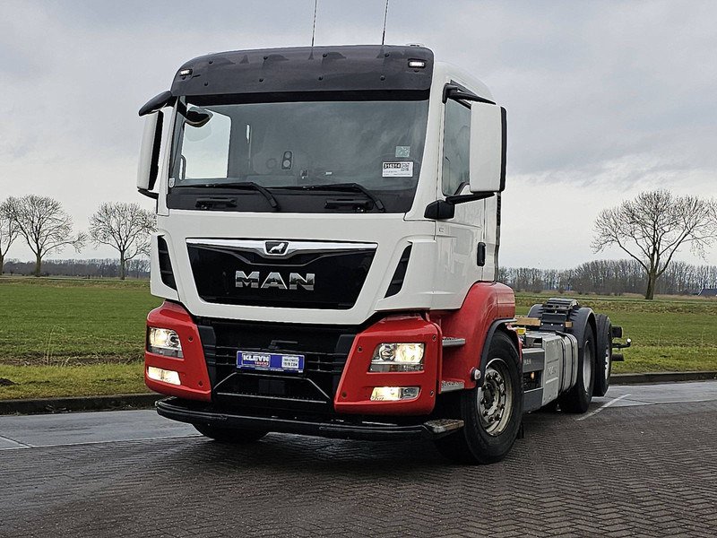 Truck MAN TGS 26.460 6X2-4 LL