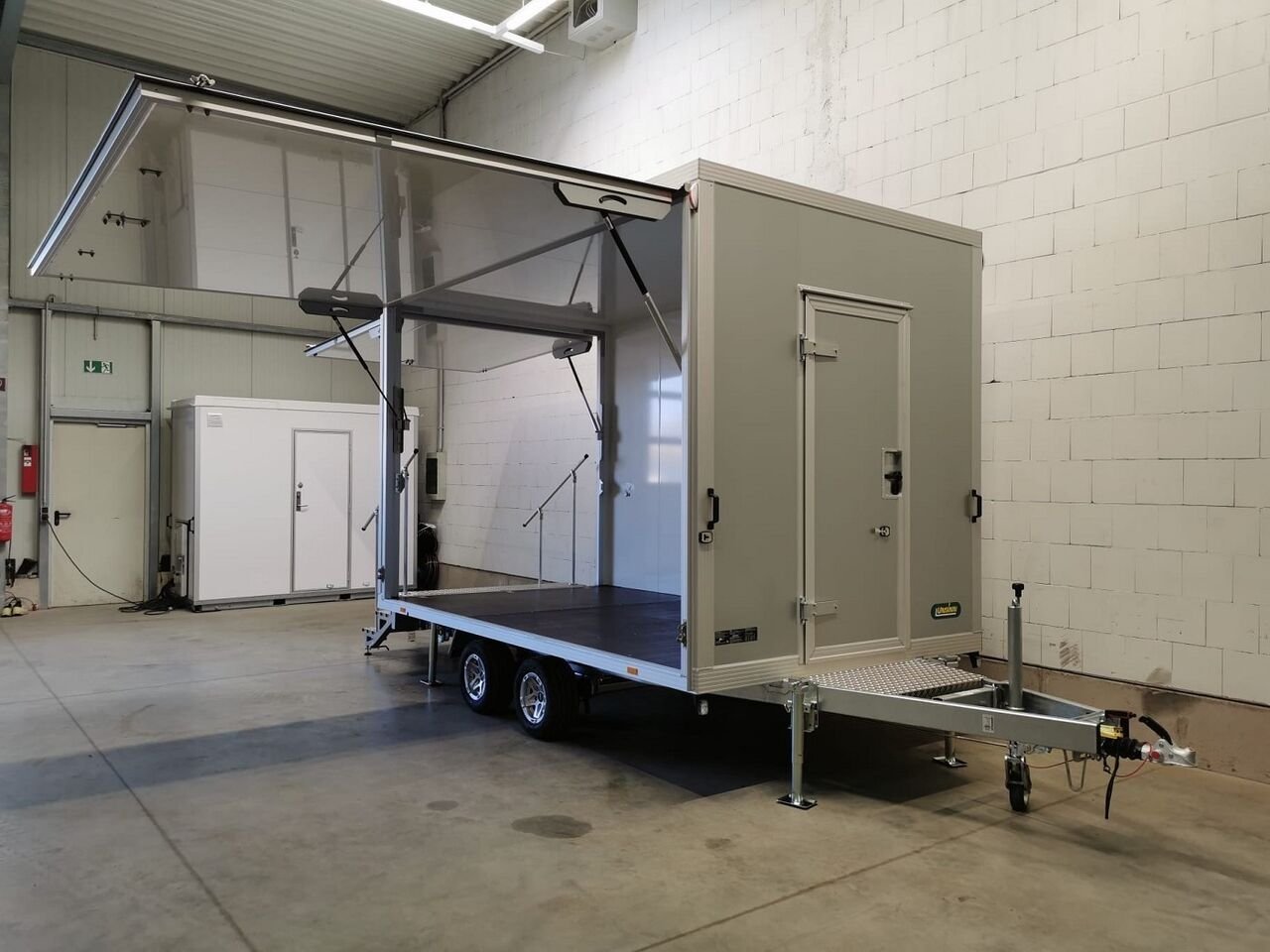 Trailer Unsinn VM 2642-13-2040