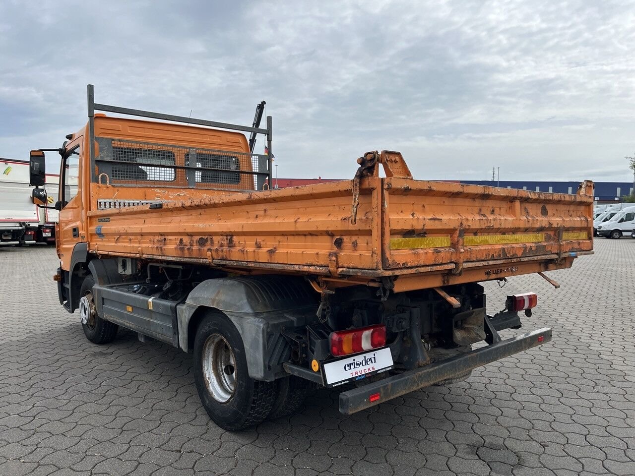 Truck Mercedes Benz Vario 815 D 4x4