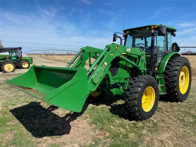 Traktor John Deere 6130D Cab MFWD