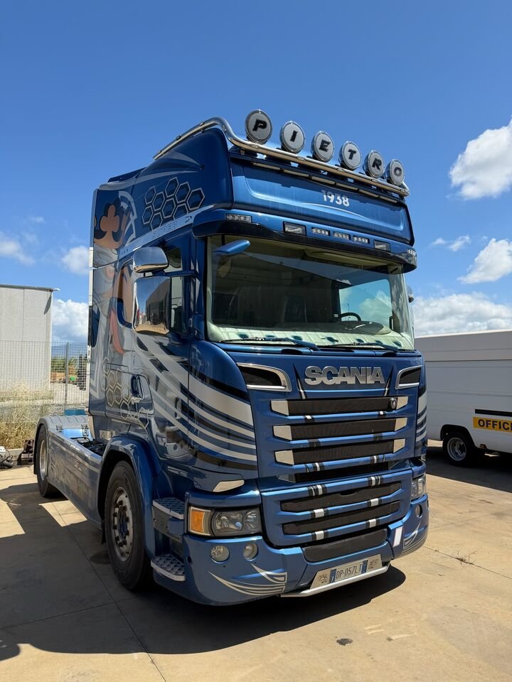 Truck Scania R93 M 4X2 ZS 65115 E