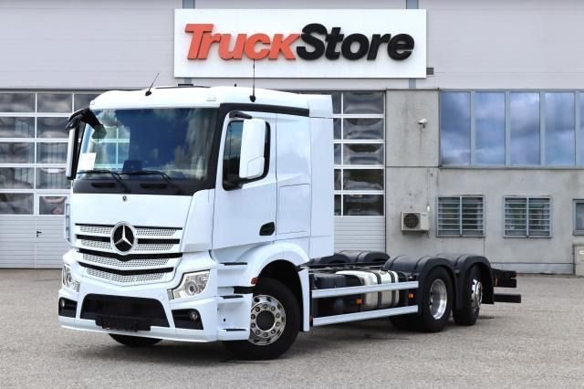 Truck Mercedes Benz ACTROS 2543L